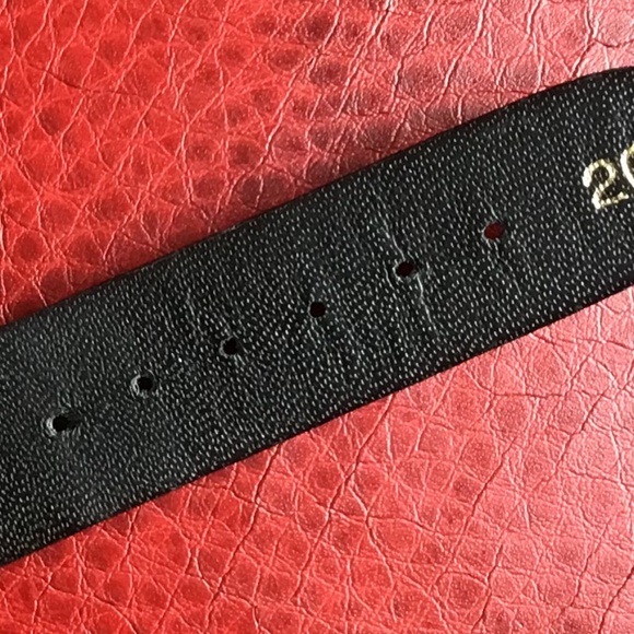 Vintage Regent Watch Cat Flowers Gold Tone Black Leather Wristband Analog Dial - Picture 15 of 16